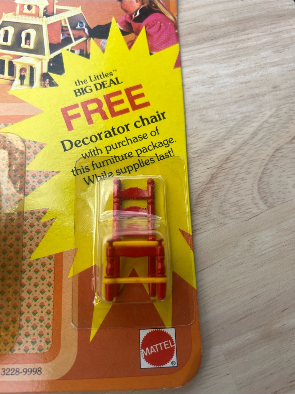 Mattel Littles Black and Silver Miniature Cast Iron Stove with Red Accent Chair - Picture 3 of 7